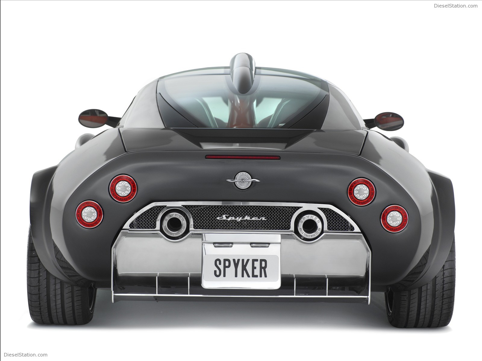 Spyker C8 Aileron